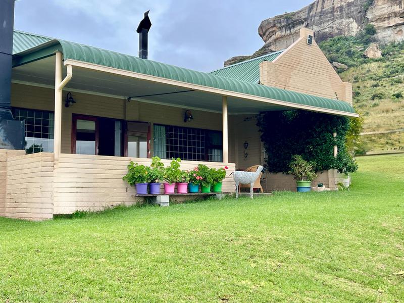 4 Bedroom Property for Sale in Fouriesburg Free State